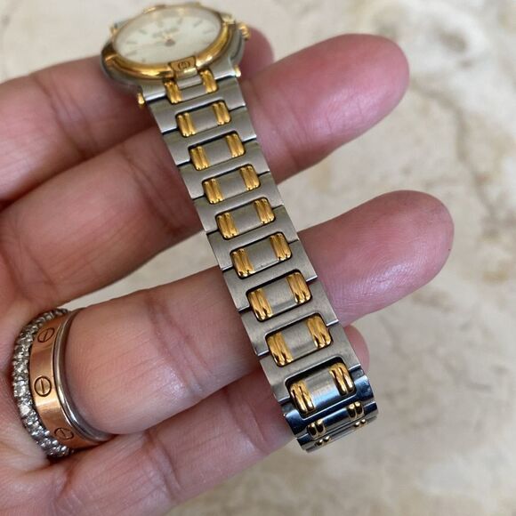 Gucci 9000L Two-Tone Gold & Stainless Steel Watch Authentic - Picture 5 of 12